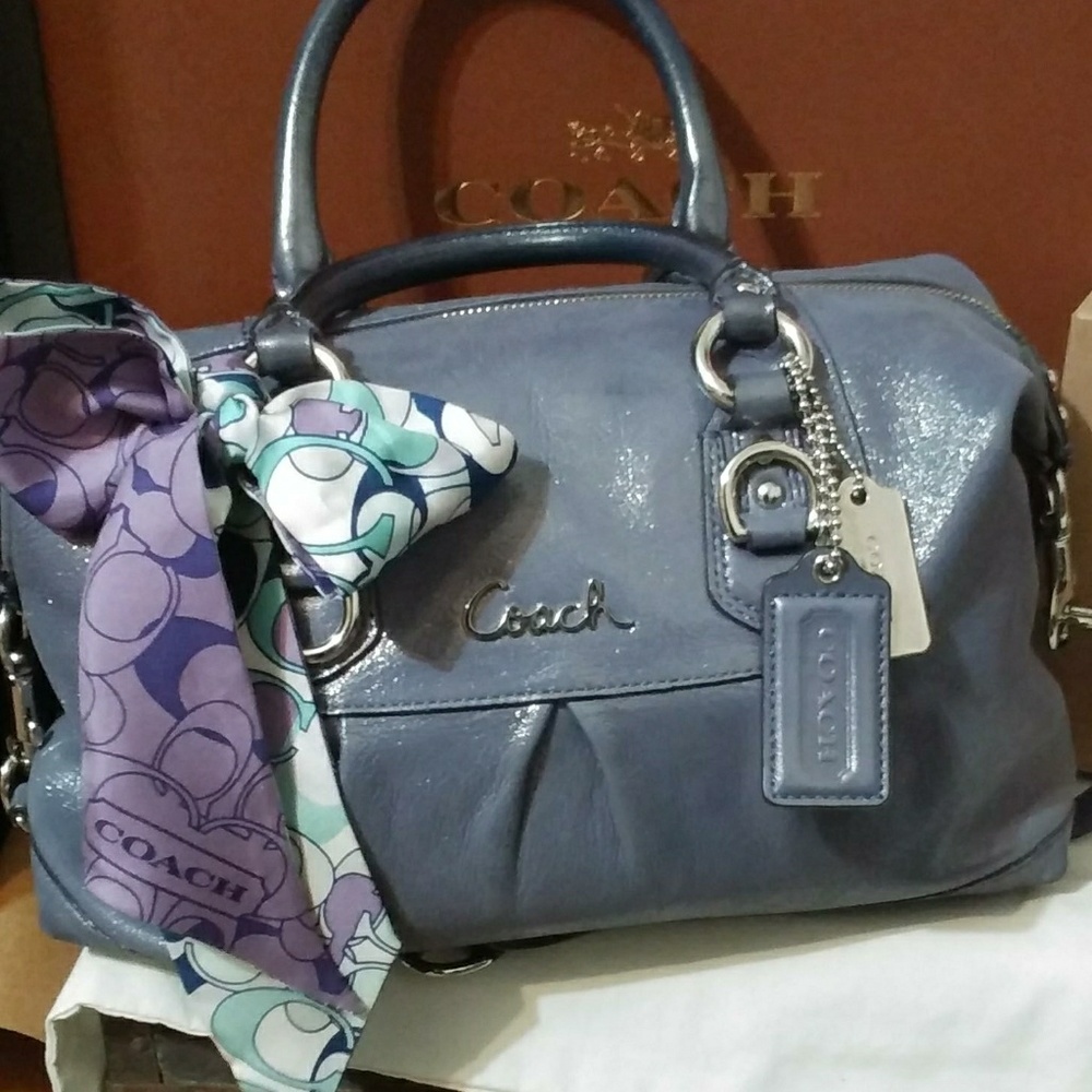 💜Coach Ashley Satchel Bag w/Scarf💜